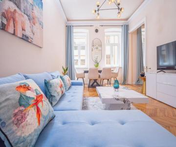 Garibaldi Luxury Apartment