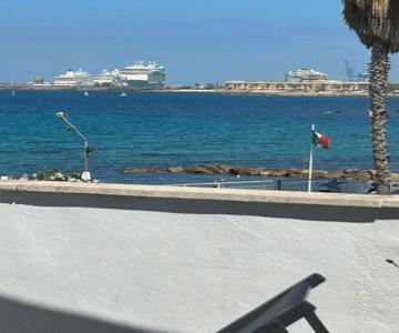 Stella Di Mare- Cruise Shuttle