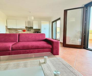 Lm Apartment Isola