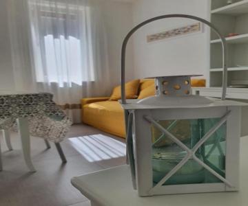 Casa Regina Con Box Auto