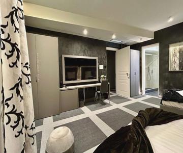 Private Luxury Suites