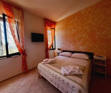 Casa Via Appia Scauri - Luminosa, Grande A 250 M Dal Mare E Dalla Stazione Ferroviaria