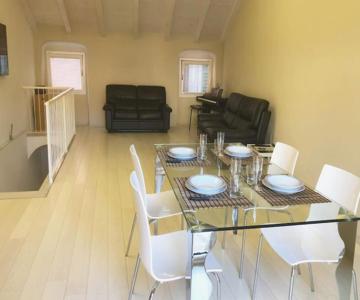 Budello Di Alassio, Ampio Appartamento Con Box