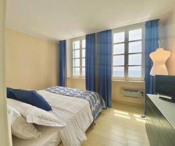 Casaviva - Beachfront Trilo With Parking In Camogli