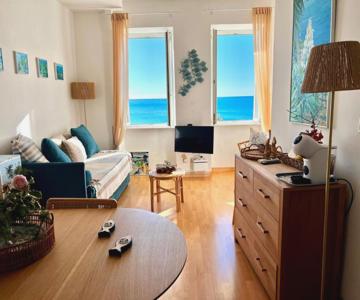 Casa Sea Life, Beachfront With Parking