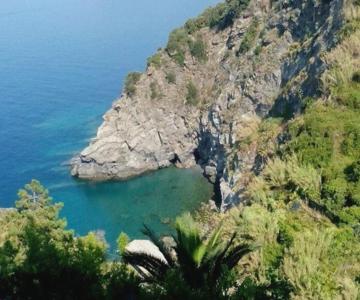 Tra Collina E Mare