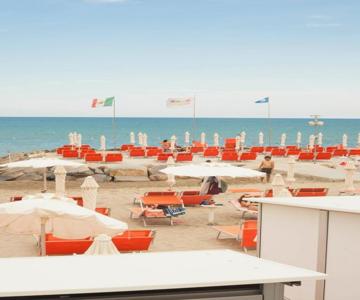 Da Cira A Due Passi Dal Mare