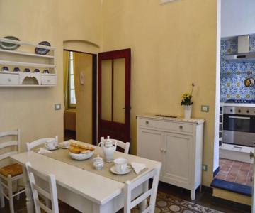 Appartamento Ligure Nel Centro Storico