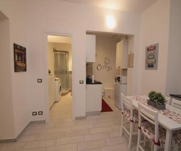 A Due Passi Dalla Lanterna