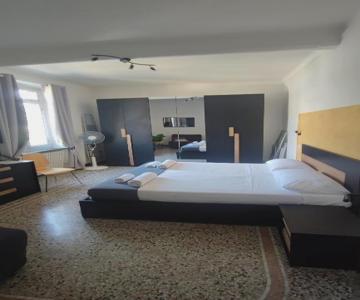 Home Colors Apartment