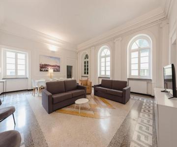 Joivy Elegant Flat For 7, In The Heart Of Genoa