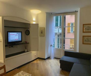 Cernaia By Farris & Cors