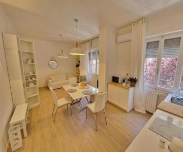 La Casa Bianca Di Jo