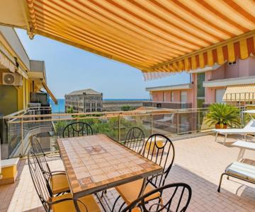 Rivierarent Sea Terrace