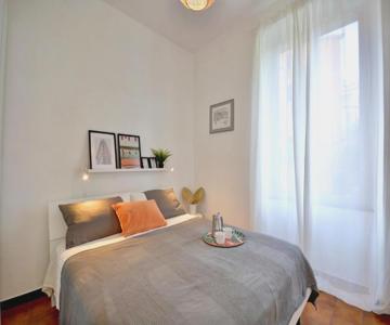 Nemo Flat - Walking To The Beach