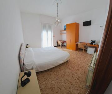 B & B Di Massimo C