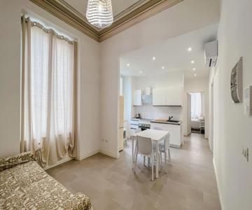 Appartamento In Villa Del '900 (c)