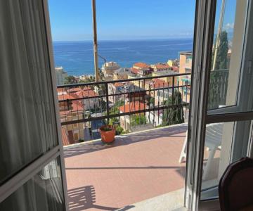 Grande Appartamento Vista Mare
