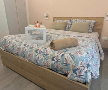 Feel - Old Town Magic