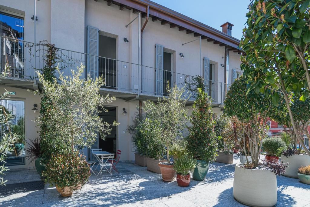 Le Dimore - Como City Center - Boutique apartments near Lake, Train and Bus Stations
