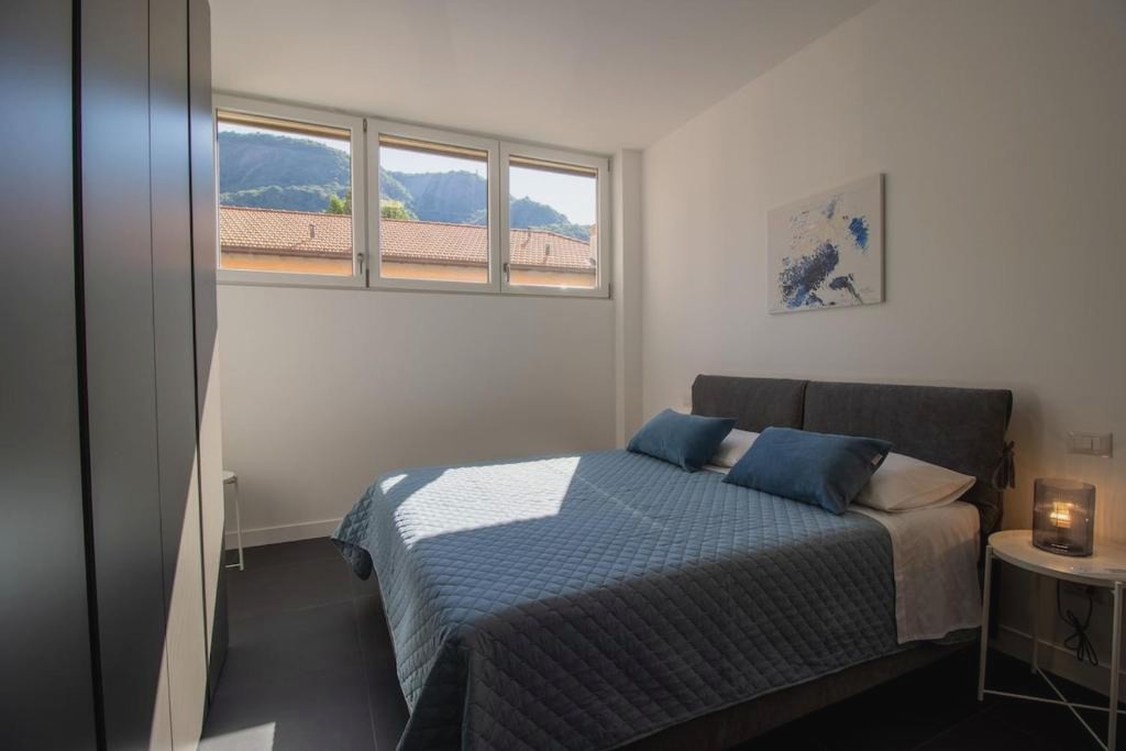 Rent in Como Apartment 1
