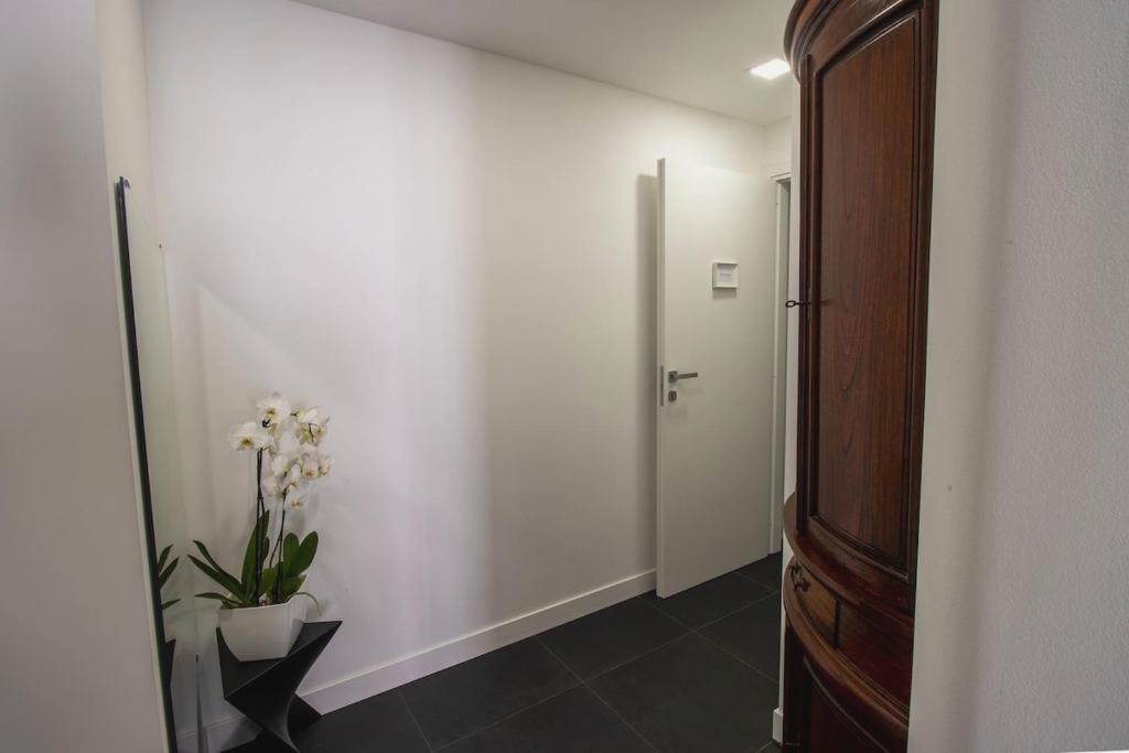 Rent in Como Apartment 1