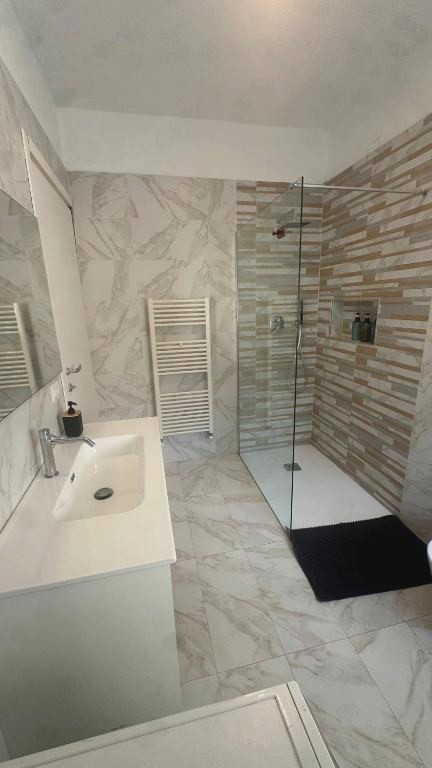 B&B Mavi