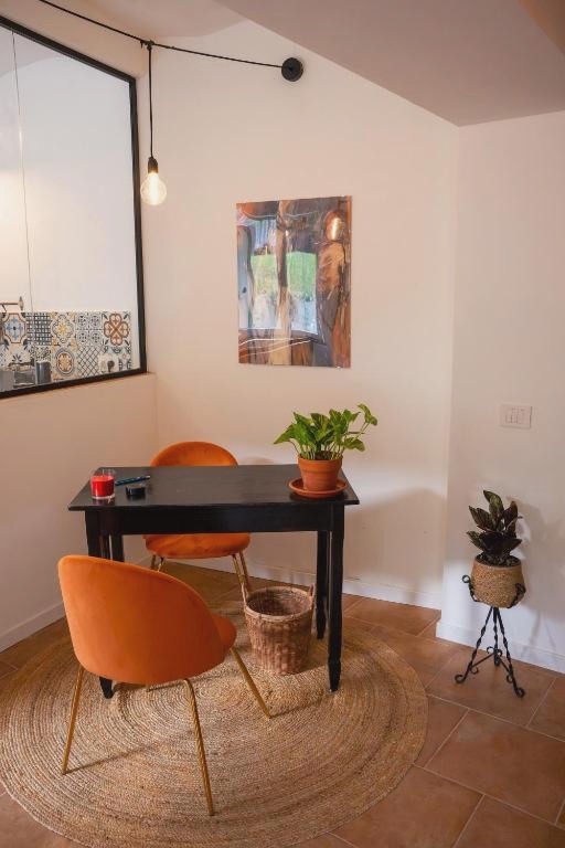 Barzy Urban Country House