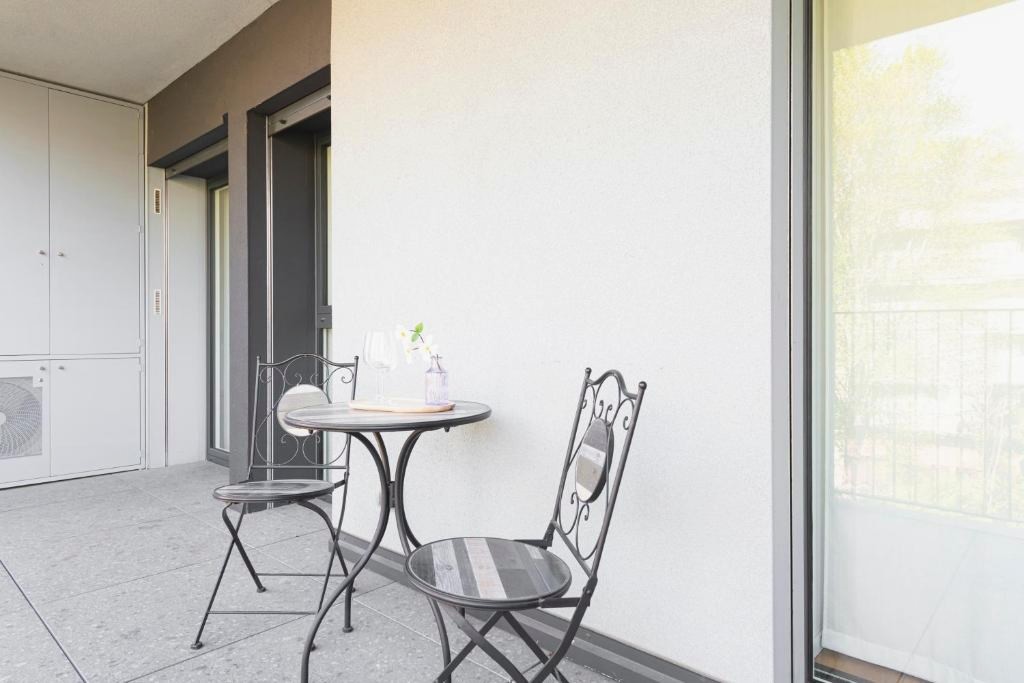 Easylife - Como - Venini 3 - Lago di Como
