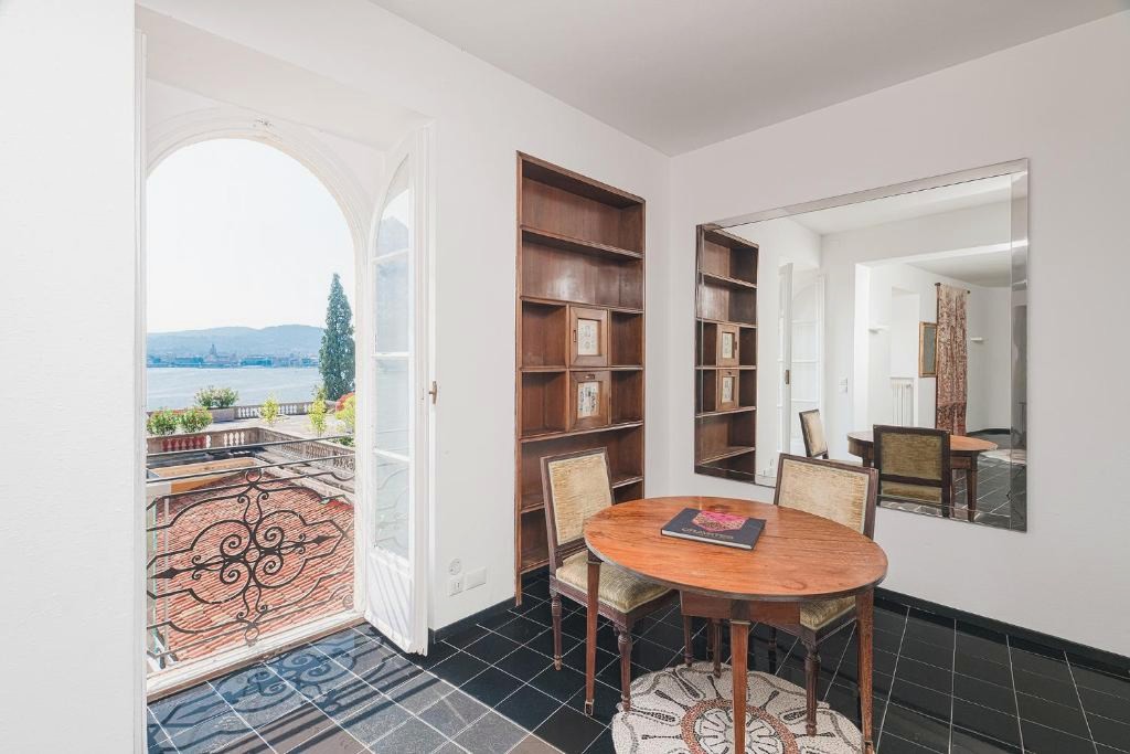 Villa Belvedere by Comorooms