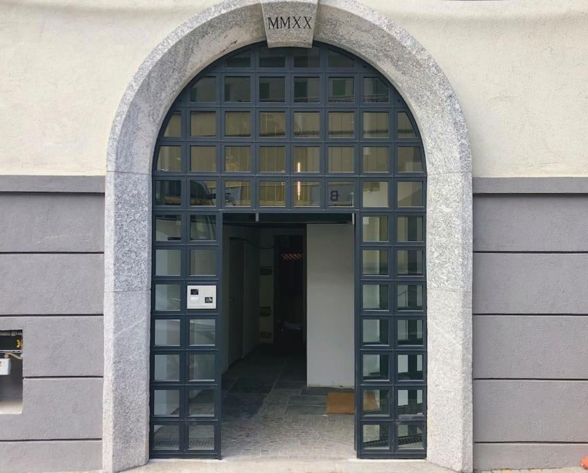 Modern Apartment Lungolago di Como