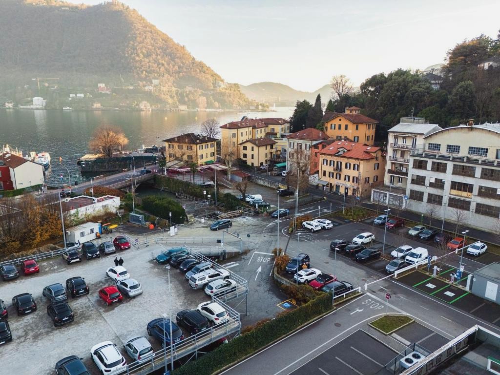 Lucia Cozy Flat at few steps by Lake Como