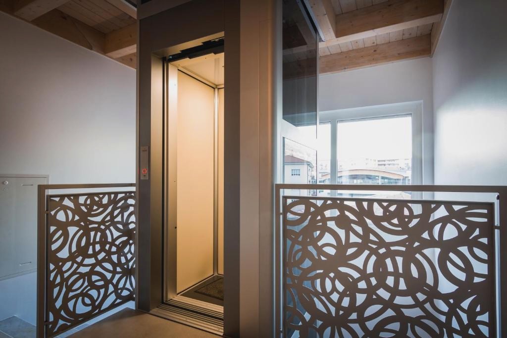 Lake Home Holiday
