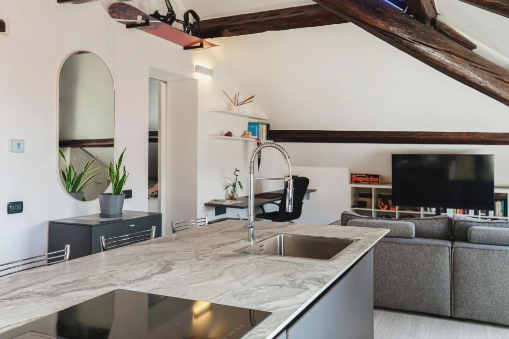 Loft Rooftop in Como - 3 Terraces Park Ac Bbq