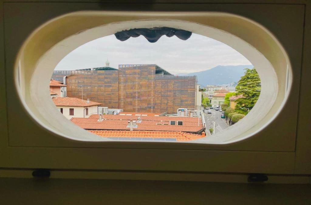 Lake Como Skyview