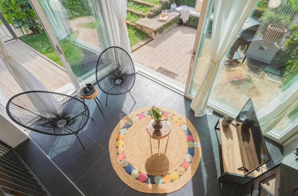 Vico Garden-203 By Rent All Como