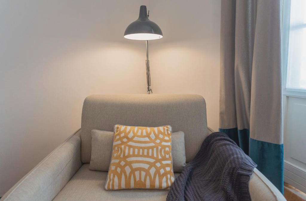 Lake Holiday Como by Rent All Como