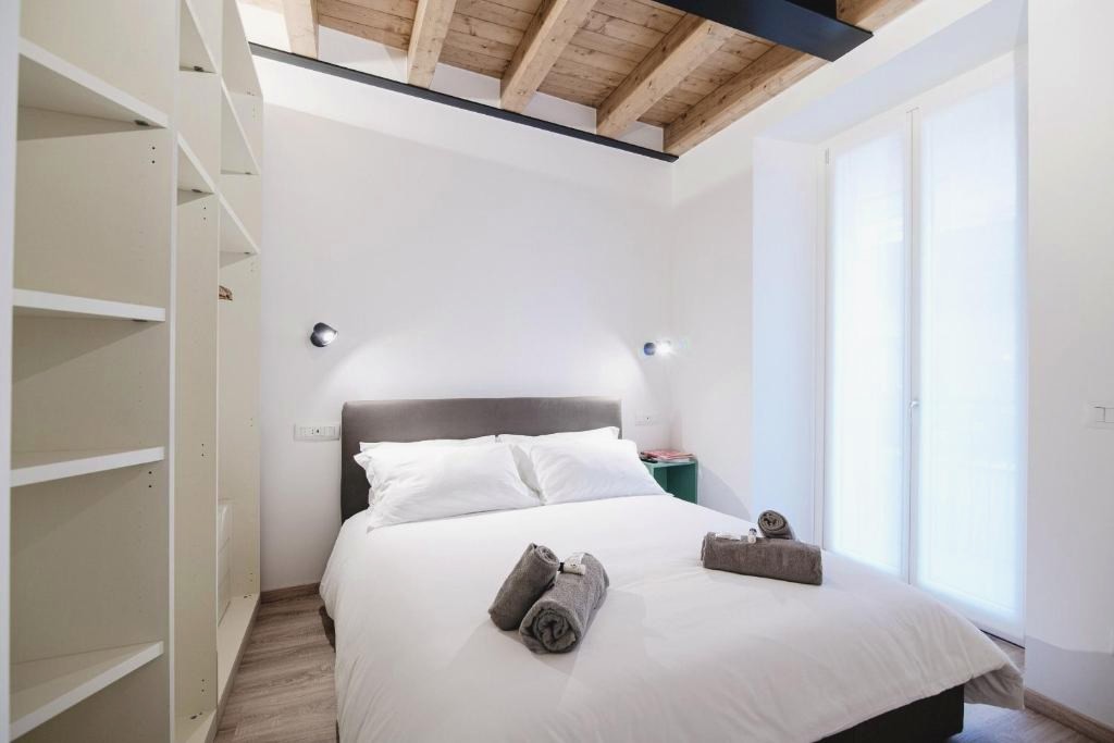 Spazio 77 by "The House Of Travelers"
