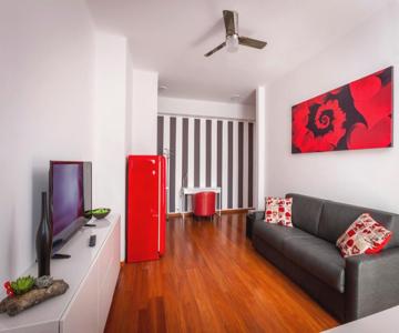 Bright House In Milan