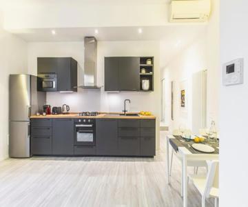 Maciachini Apartments R&r