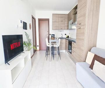 Skyline Milano-terrazza E Box Auto Esclusivo
