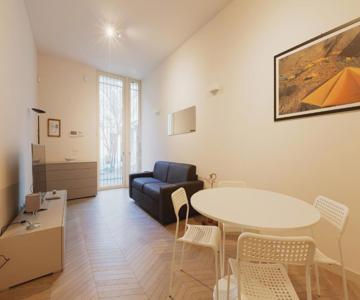 GuestHost - Cordusio Enchanting Apartment