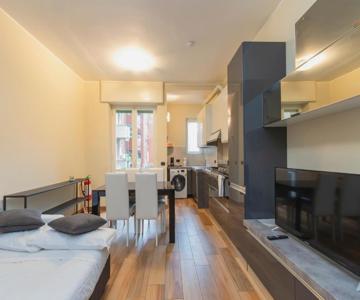Prestigioso appartamento in zona Tortona - Solari