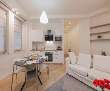 Longhena, 7 - Total white apartment