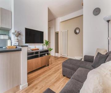 4 Pax Wi-fi Milano Lorenteggio