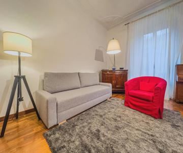 Isola District Milan Apartment
