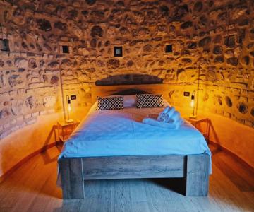 Vittoria Al Castello