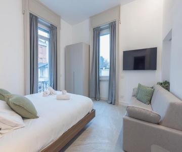 Villa Magenta Rho Fair & Station