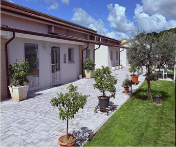 La Corte Di Emma E Ale