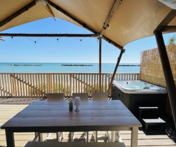 Villa Alwin Beach Resort